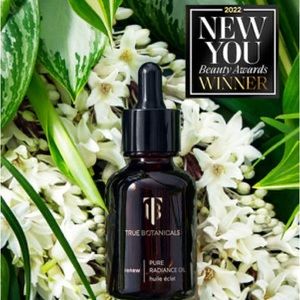 NEW True Botanicals pure radiance oil